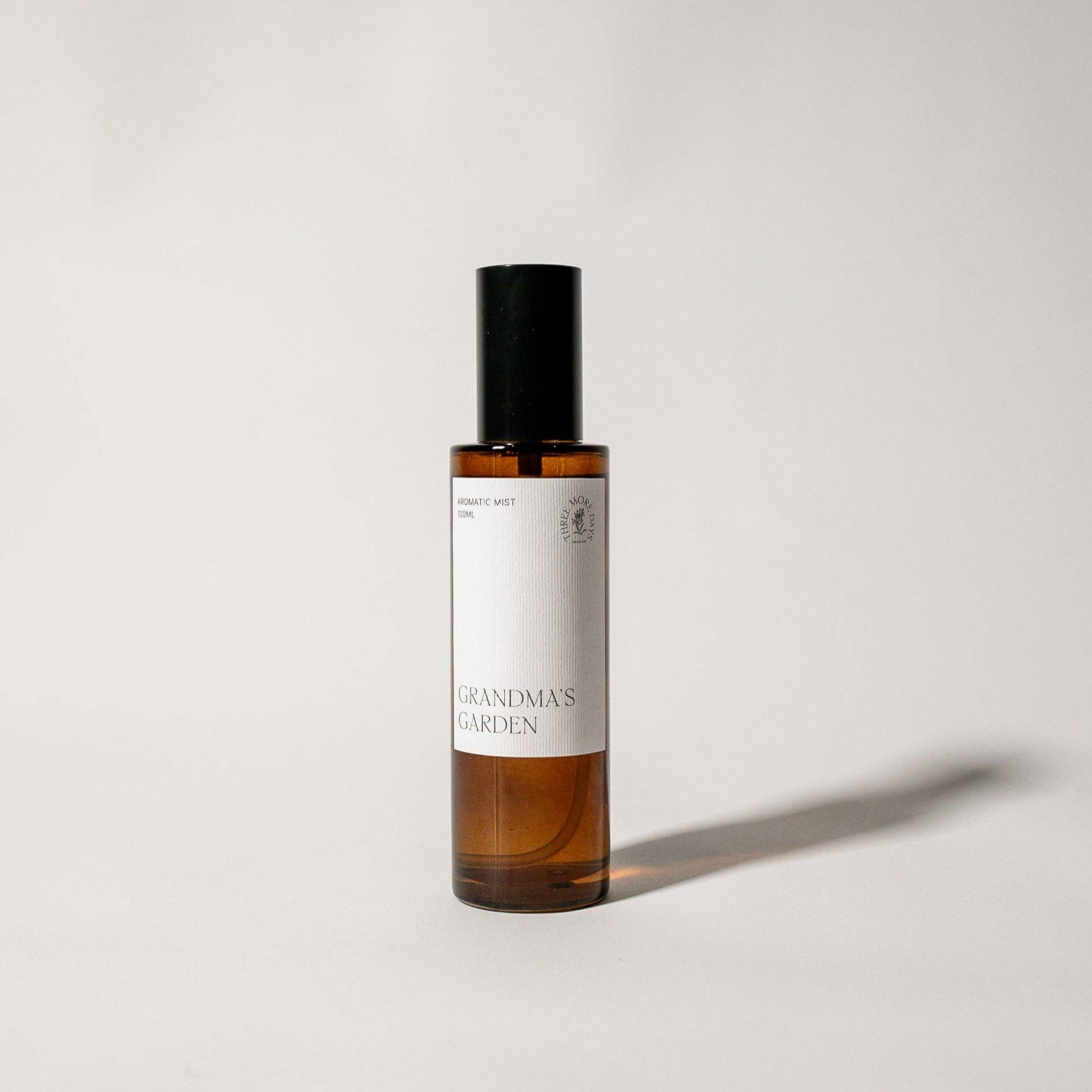 GRANDMA'S GARDEN: WHITE MUSK / BASIL / NEROLI / BERGAMOT ROOM SPRAY